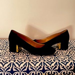 Women’s black block heel shoes